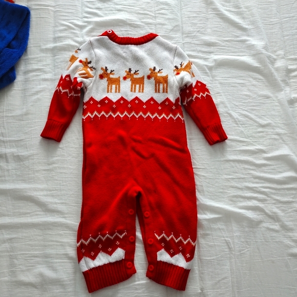 12-18M X’mas knitted jumpsuit(set) - Picture 2 of 3